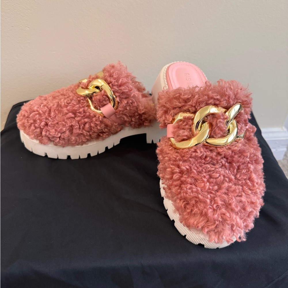 Fashion Nova sandals